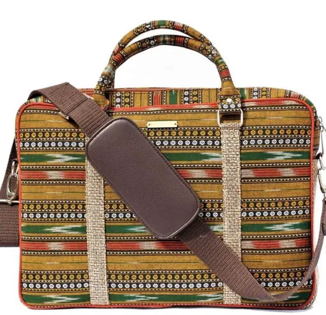 31 of The Best Recycled & Vegan Laptop Bags & Briefcases | Yuzu Magazine
