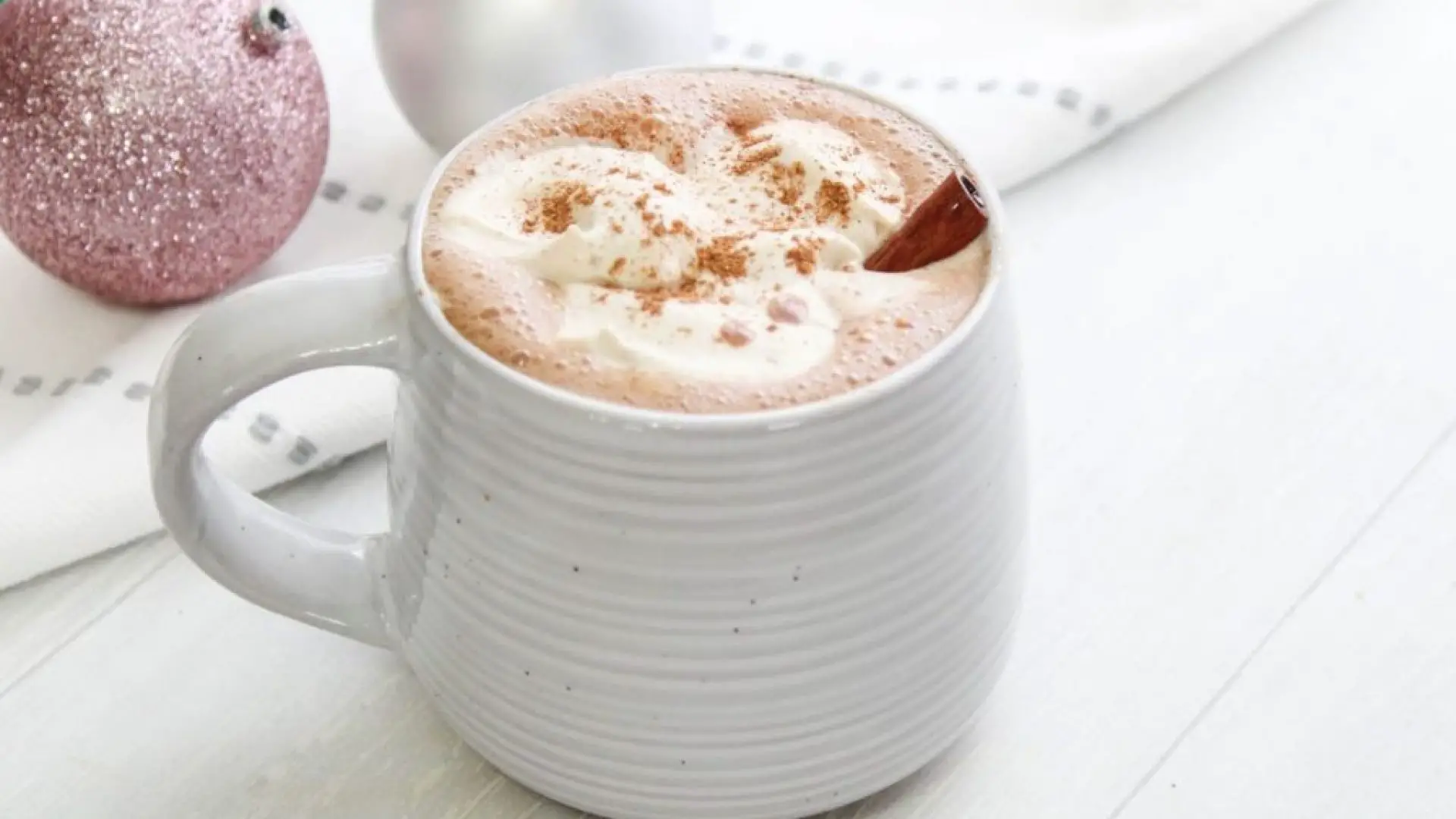 The Best Healthy Hot Chocolate 2023
